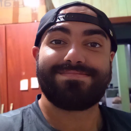 Tiago R. Oliveira — 31 anos, solteiro — depoimento sobre Lorene Patigra®